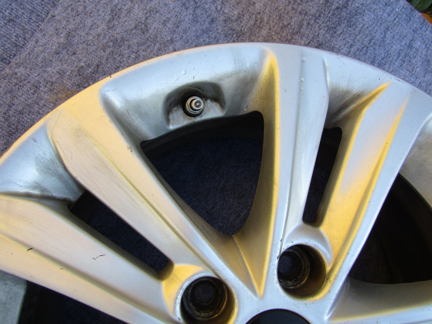 2011-2014 Hyundai Sonata 16X6.5 Aluminum Alloy 5 Double Spoke Silver with Tpms