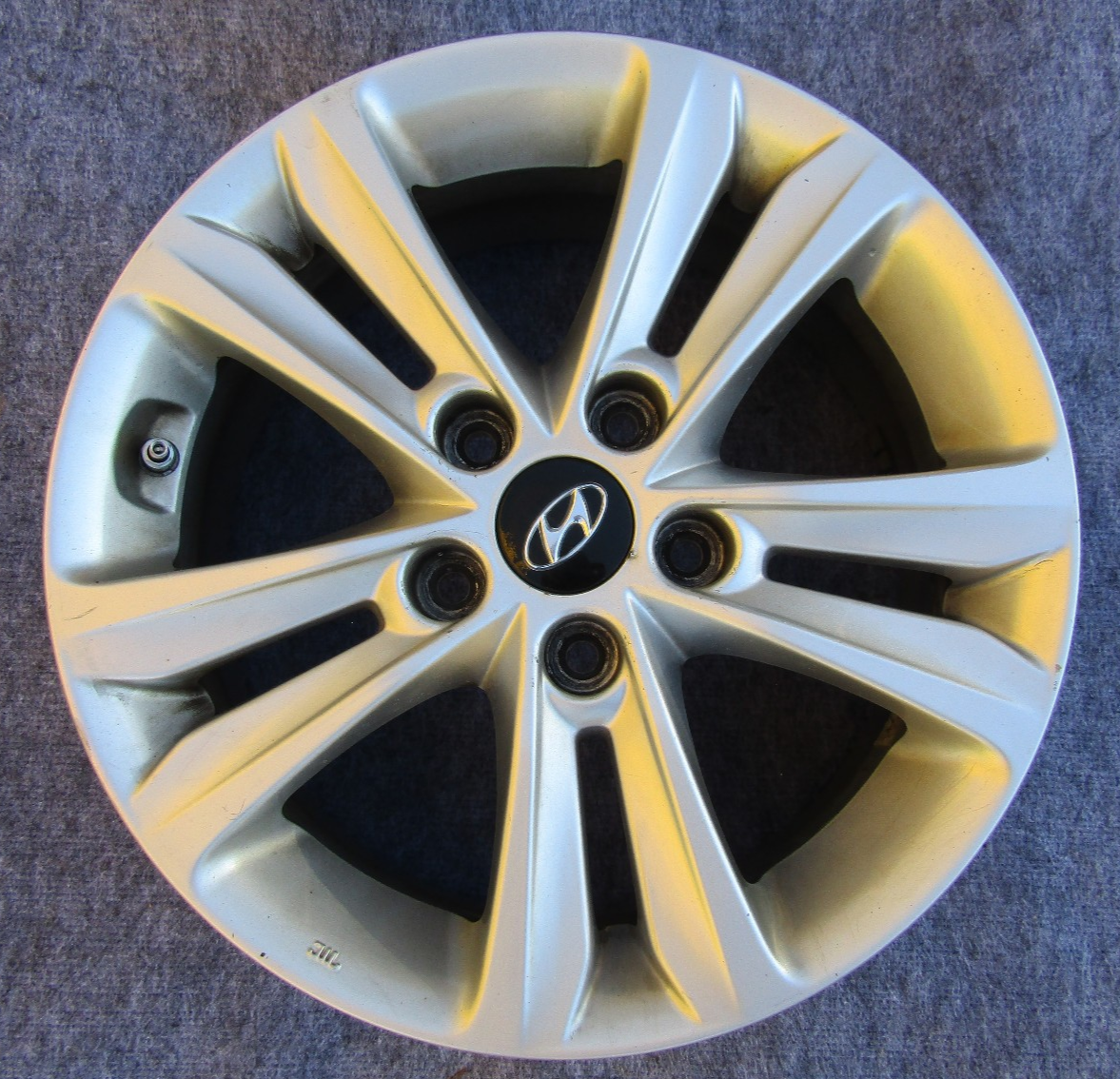 2011-2014 Hyundai Sonata 16X6.5 Aluminum Alloy 5 Double Spoke Silver with Tpms