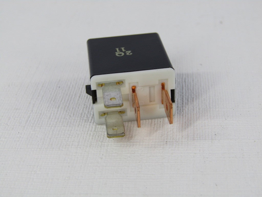2010-2014 Subaru Outback Accessory Power Relay Module 156700-1020 OEM