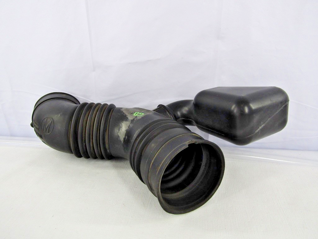 2005-2009 Subaru Legacy Outback Air Intake Duct Hose Pipe with Resonator OEM