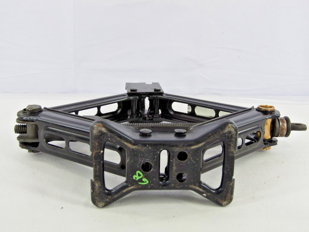 2005-2009 Subaru Outback Emergency Spare Tire Scissor Jack OEM