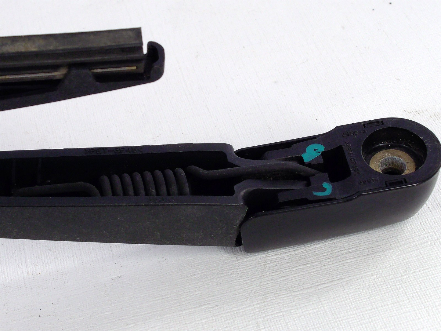 2005-2009 Subaru Legacy Outback Wagon Rear Windshield Wiper Arm Cover OEM
