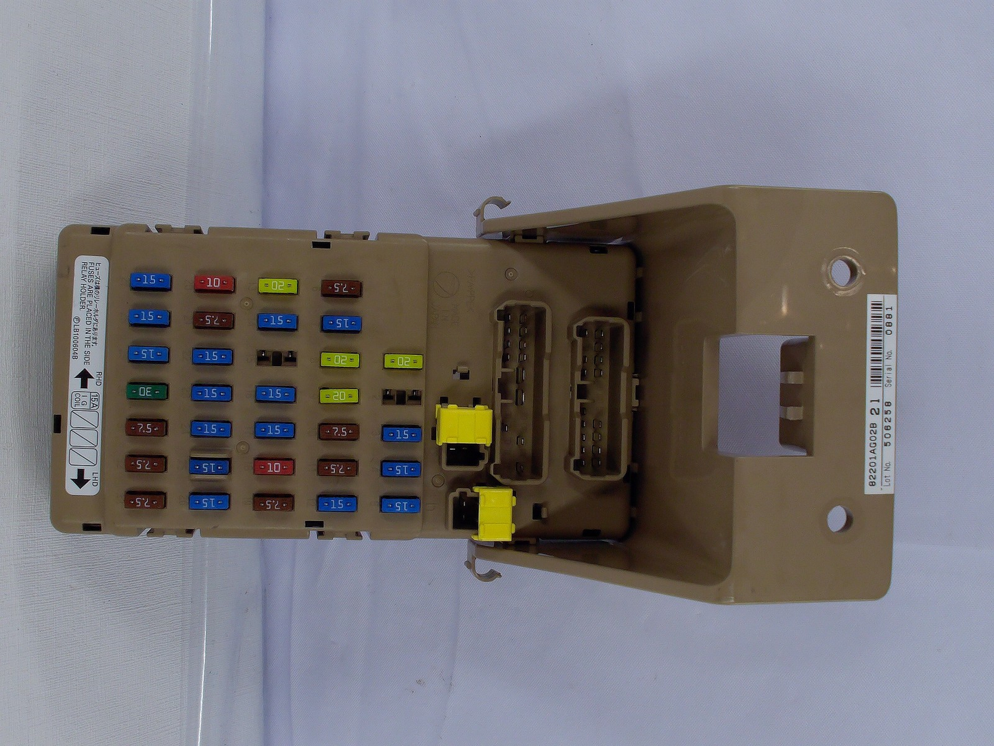 2006-2007 Subaru Legacy Outback Fuse Box Panel 82201AG02B OEM