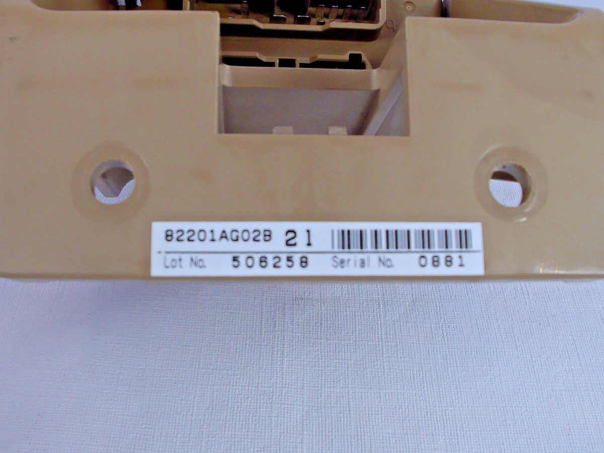 2006-2007 Subaru Legacy Outback Fuse Box Panel OEM 82201AG02B