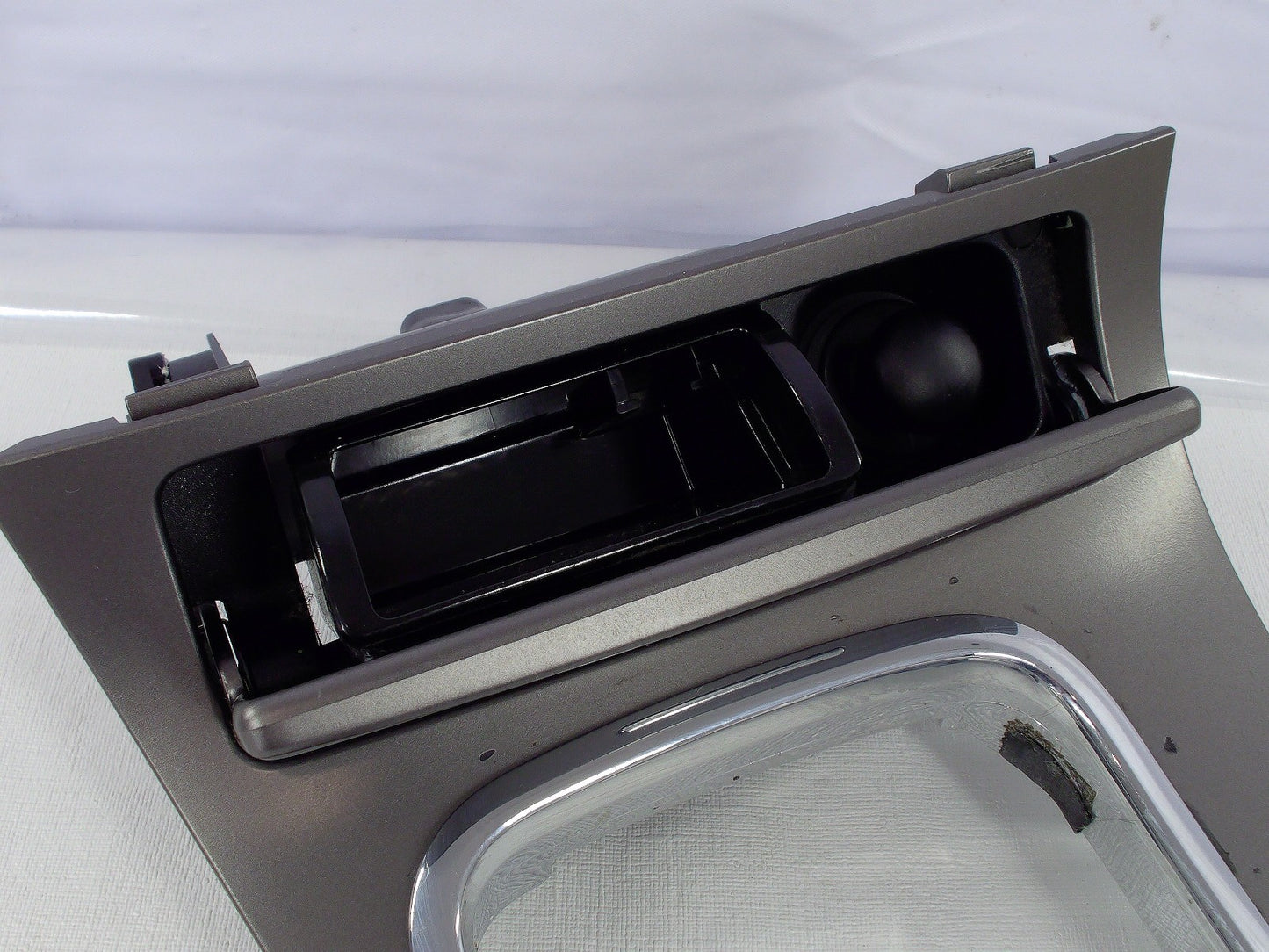 2006 Subaru Outback Legacy Shift Shifter Gray Bezel Assembly Trim OEM