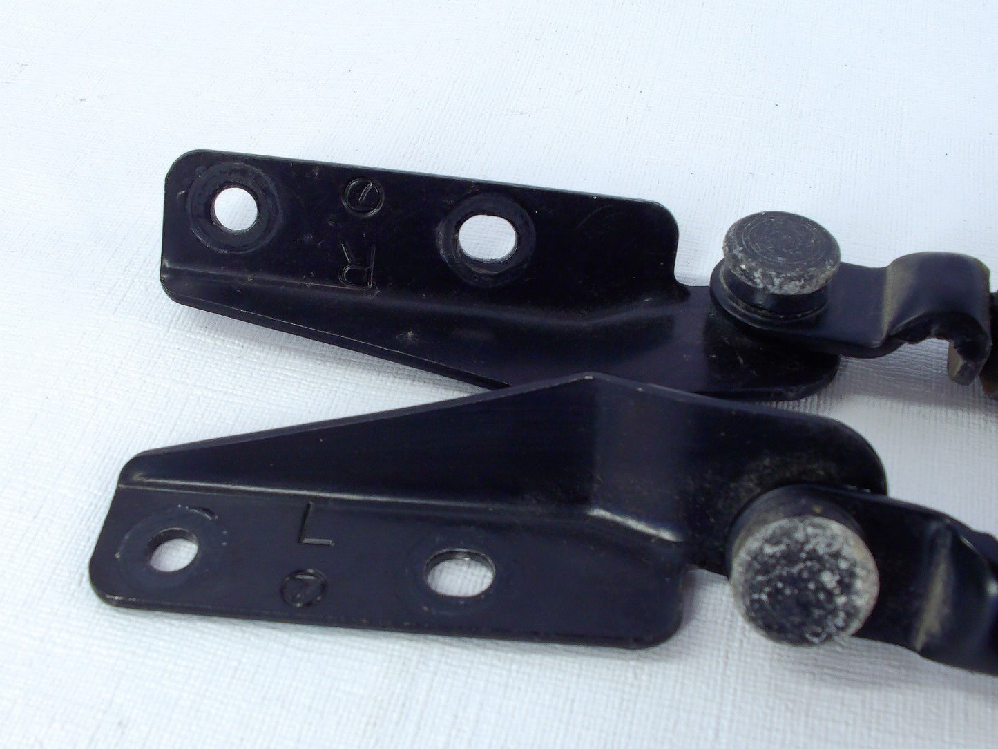 2005-2009 Subaru Outback Rear Tailgate Liftgate Hatch Support Lift Strut Set OEM