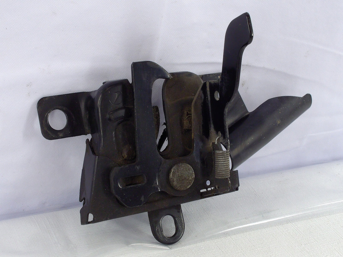 2005-2007 Subaru Outback Hood Latch Lock Release Assembly OEM 57310AG010