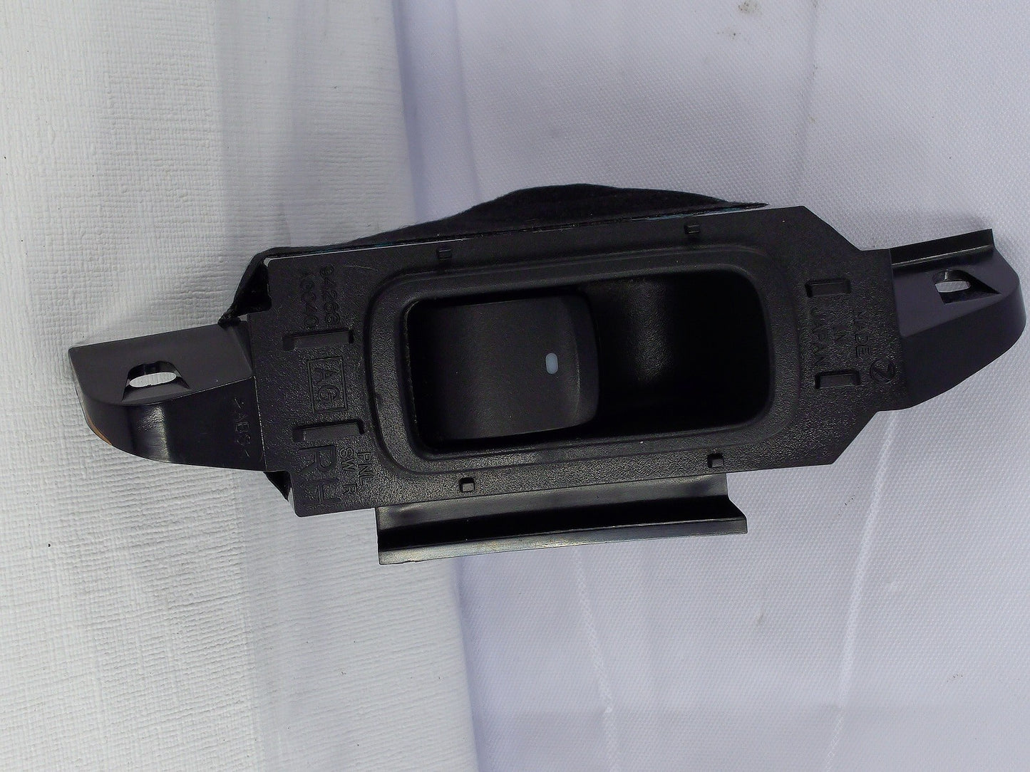 2005-2009 Subaru Outback Right Rear Window Control Switch OEM