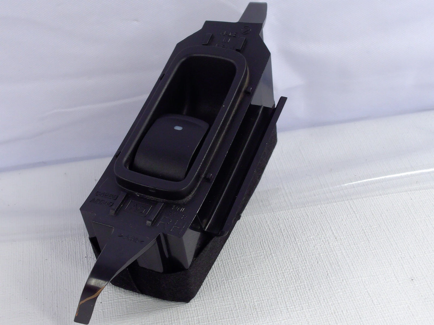 2005-2009 Subaru Outback Right Rear Window Control Switch OEM