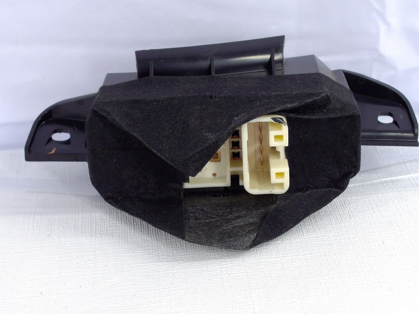 2005-2009 Subaru Outback Right Rear Window Control Switch OEM