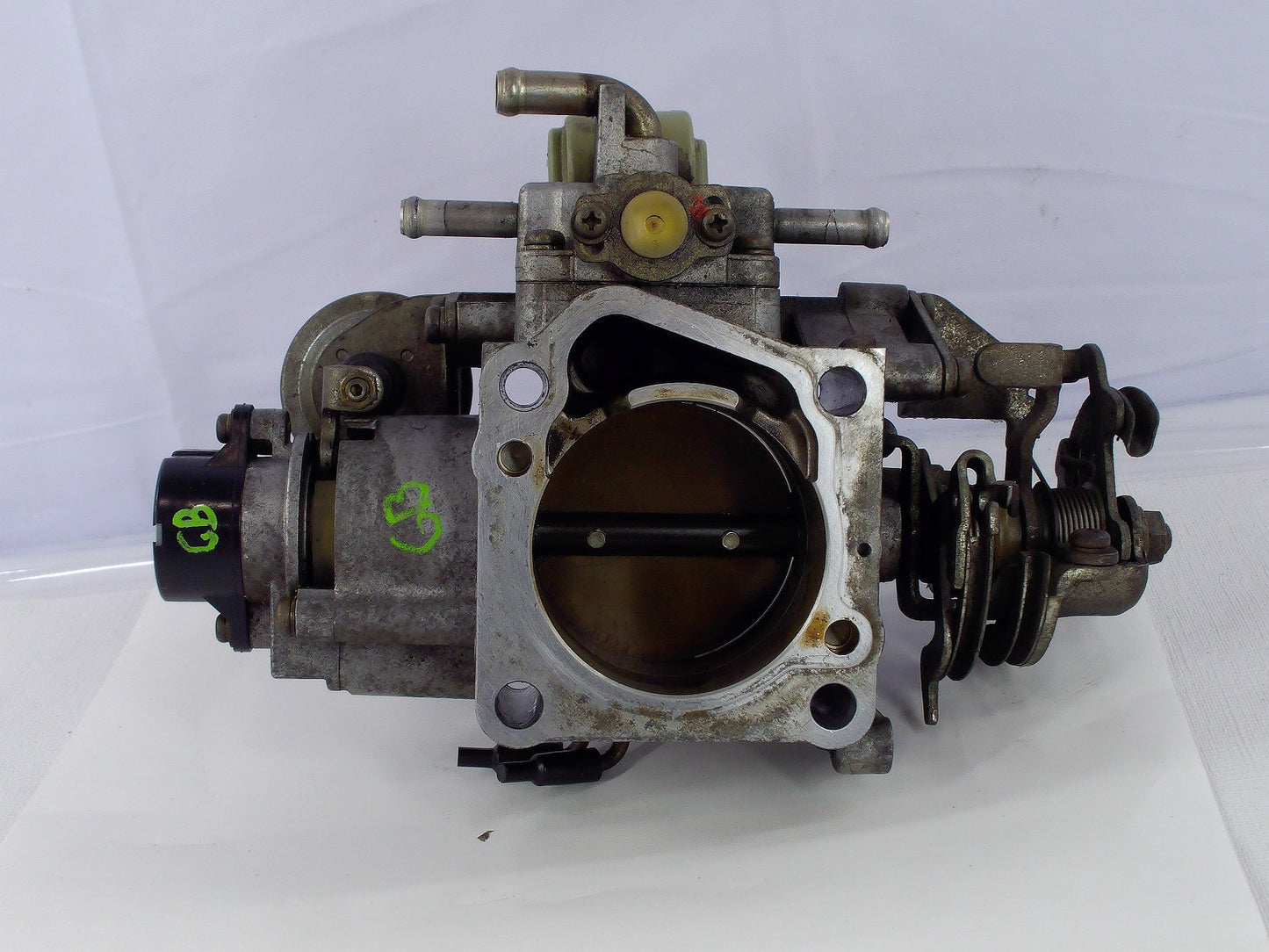 1996-2002 Toyota 4Runner 3.4L Throttle Body Throttle Valve 22270-62050 OEM