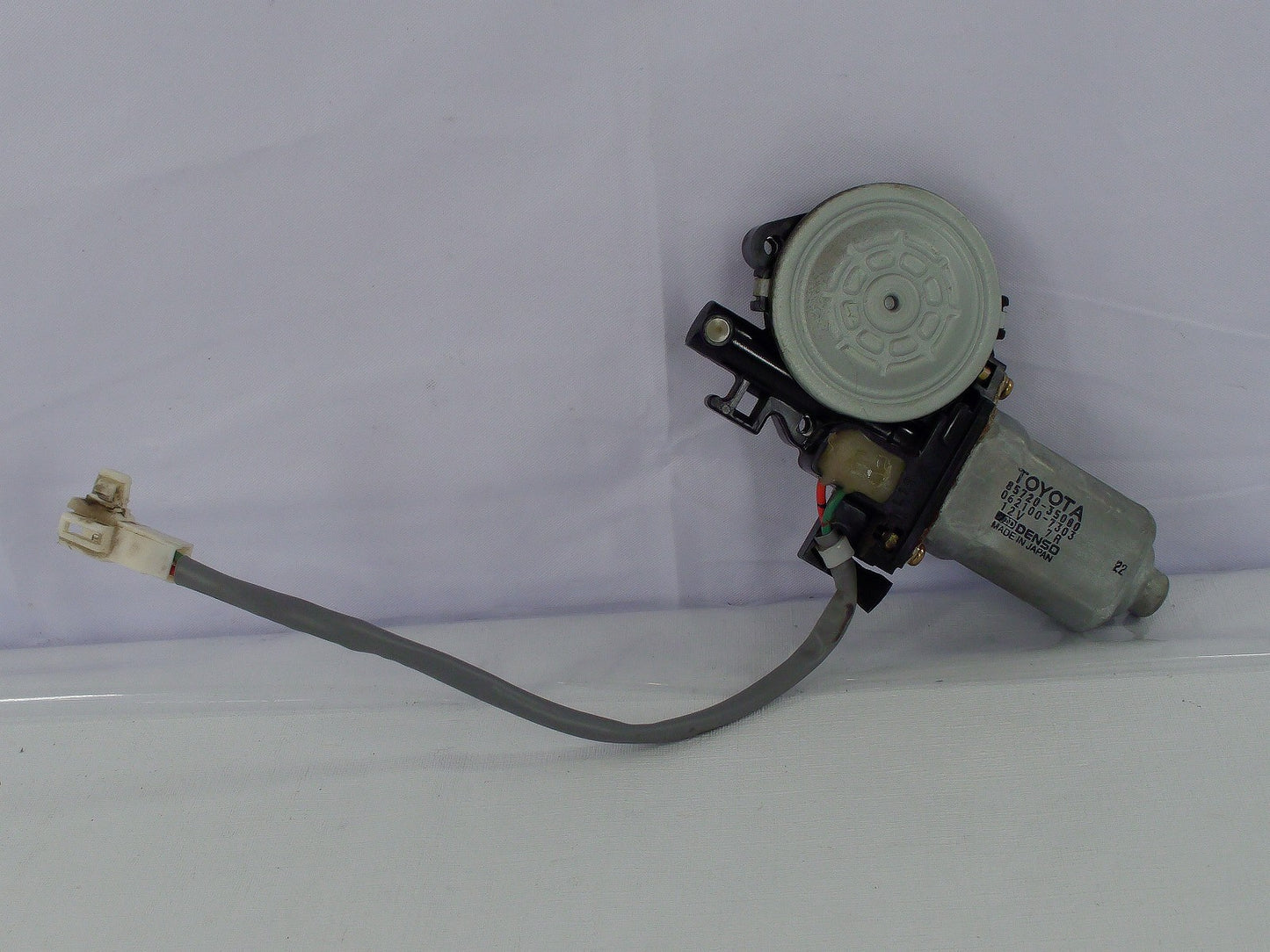 1996-2002 Toyota 4Runner Left Rear Window Motor OEM