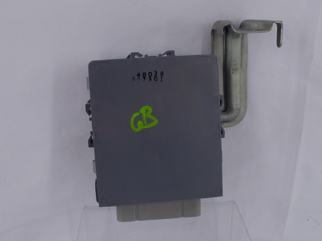 1996 Toyota 4Runner Relay Running Light Control Module 82642-22020 OEM