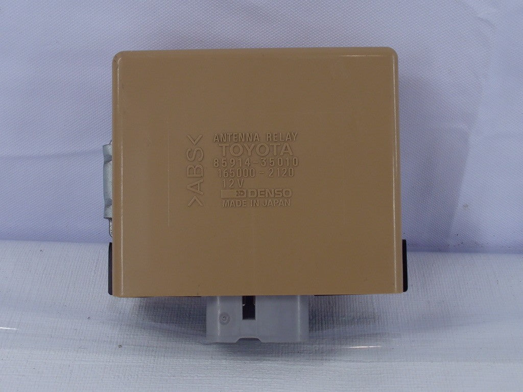 1996-2002 Toyota 4Runner Antenna Relay 85914-35010 OEM
