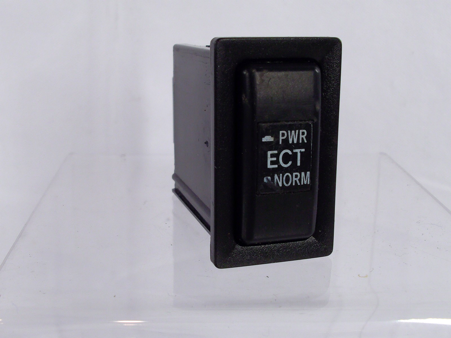 1996-2002 Toyota Tacoma 4Runner Pwr Ect Power Transmission Control Switch Button