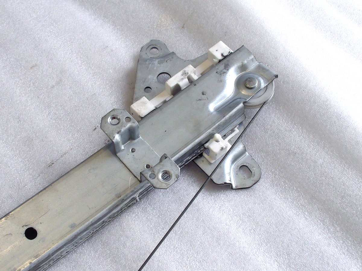 2013-2025 Nissan Leaf Left Front Window Regulator and Motor OEM 80730-3NF1A