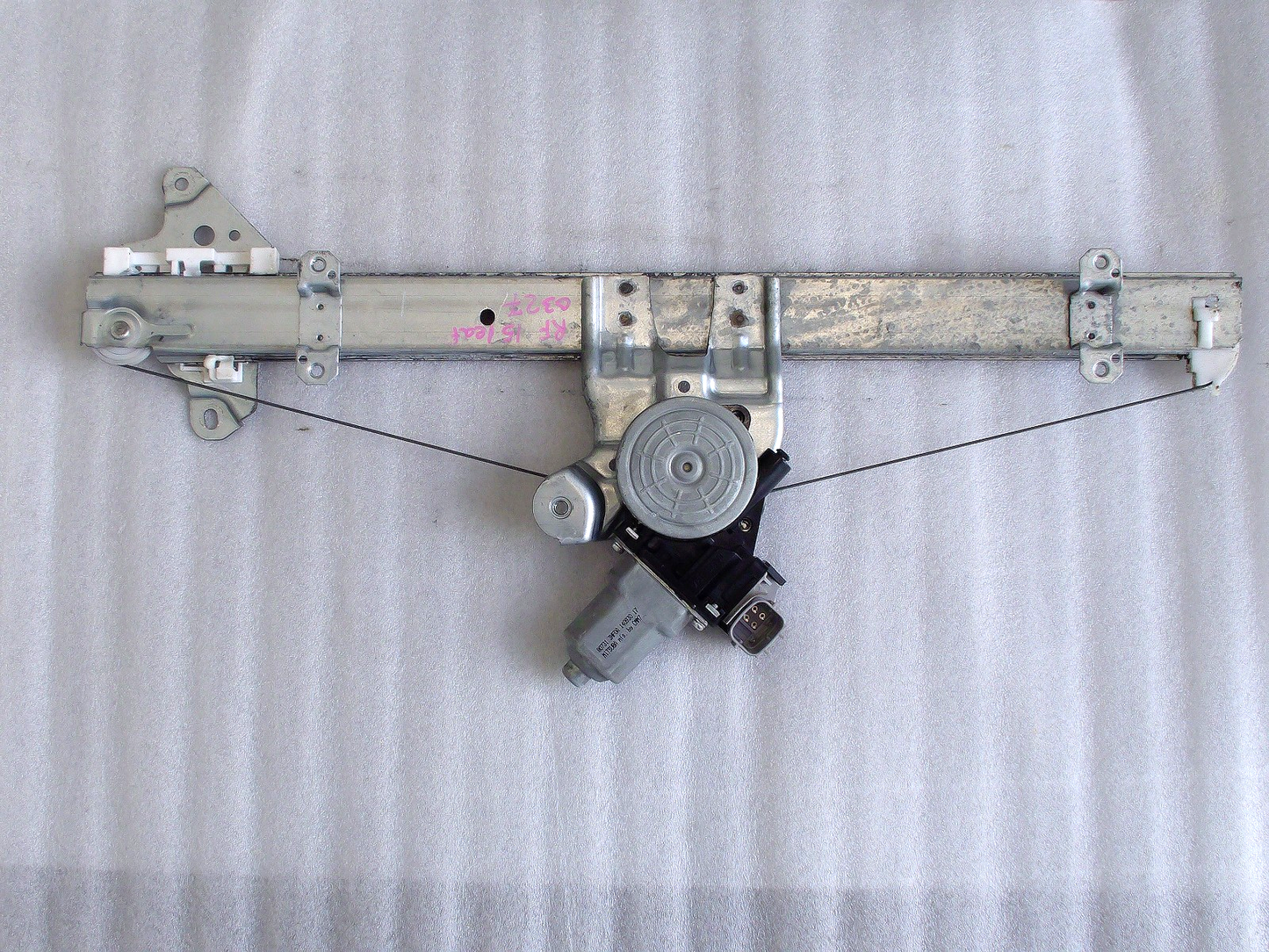 2013-2025 Nissan Leaf Right Front Window Regulator and Motor OEM