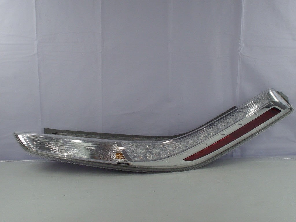 2015-2017 Nissan Leaf Right Tail Light Lamp 26550-9RB0A OEM -Used