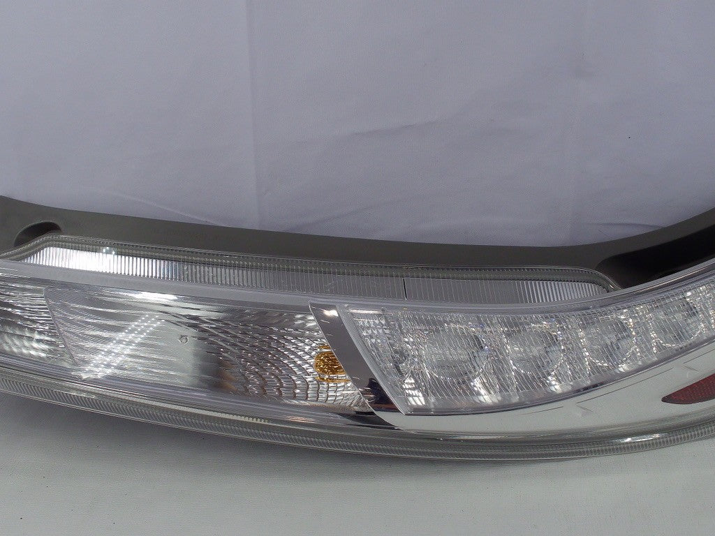 2015-2017 Nissan Leaf Right Tail Light Lamp 26550-9RB0A OEM -Used