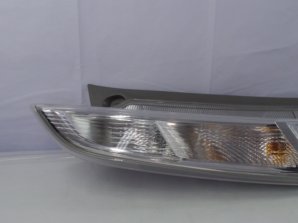 2015-2017 Nissan Leaf Right Tail Light Lamp 26550-9RB0A OEM -Used