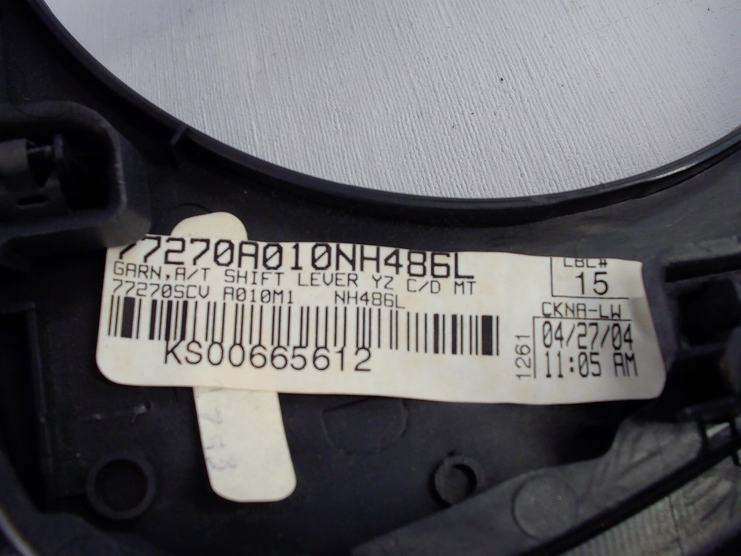 2003-2006 Honda Element Dash Center Climate Conrol & Radio Shift Bezel OEM