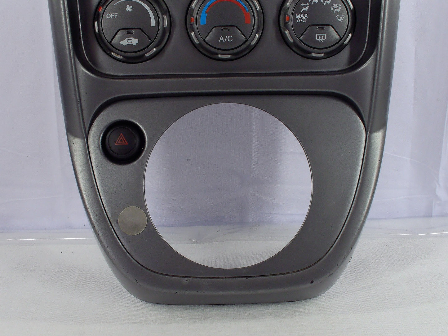 2003-2006 Honda Element Dash Center Climate Conrol & Radio Shift Bezel OEM