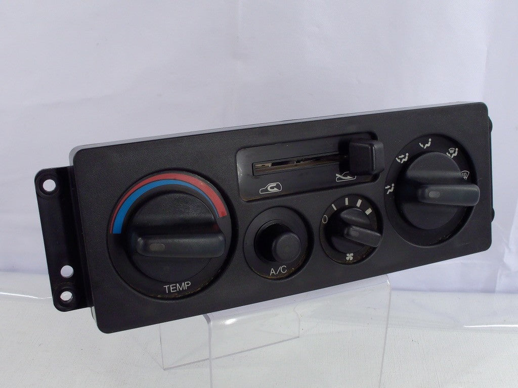 1995-2002 Isuzu Trooper AC Heat Temperature Climate Control Panel Assembly OEM