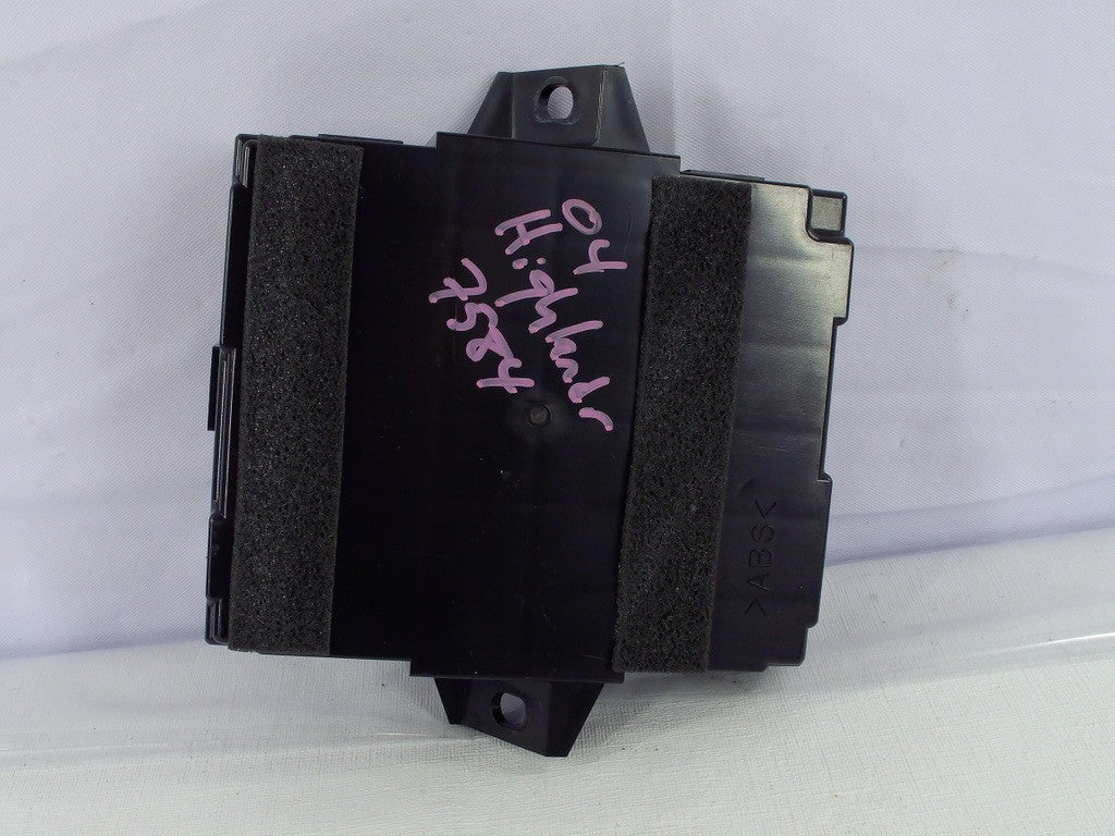2003-2006 Toyota Highlander AC Amplifier Climate Control Computer Module OEM
