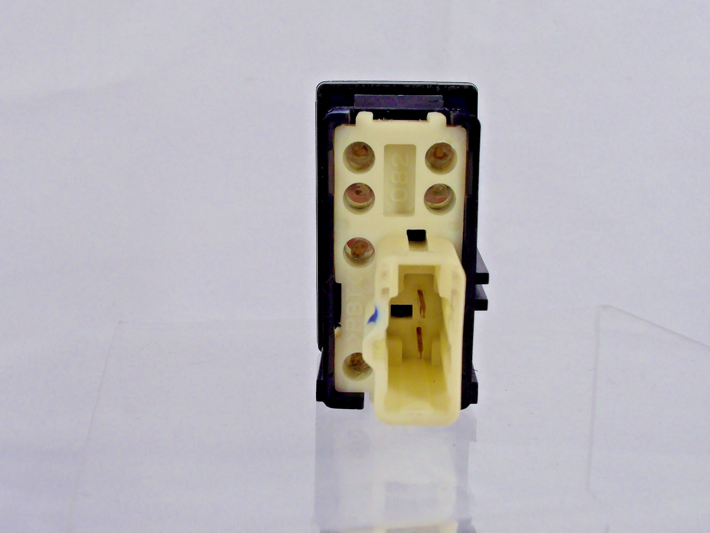 1999-2003 Lexus RX300 Security Alarm Indicator Light 81850-33020 OEM