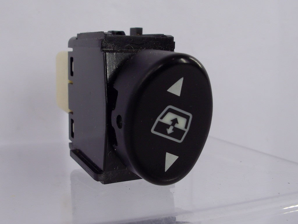 2001-2004 Toyota Sequoia Liftgate Back Rear Window Control Switch Button OEM