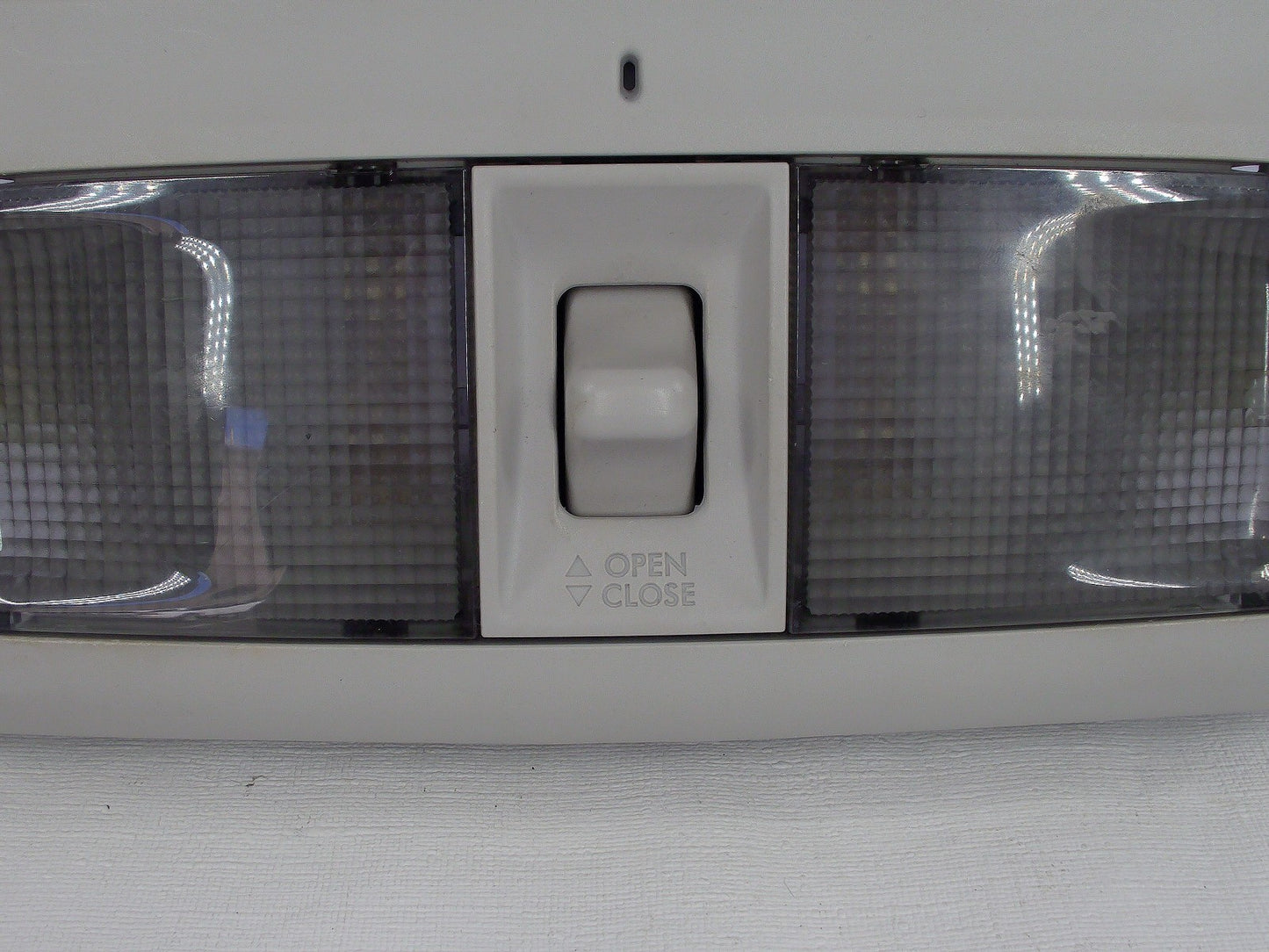2009-2013 Subaru Forester Dome Light Map Lamp Sunroof Switch 92183SC000
