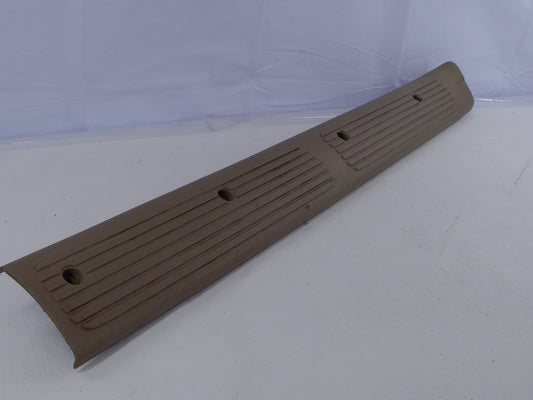 2001-2007 Toyota Sequoia Right Front Door Sill Plate Brown 679140C030B0