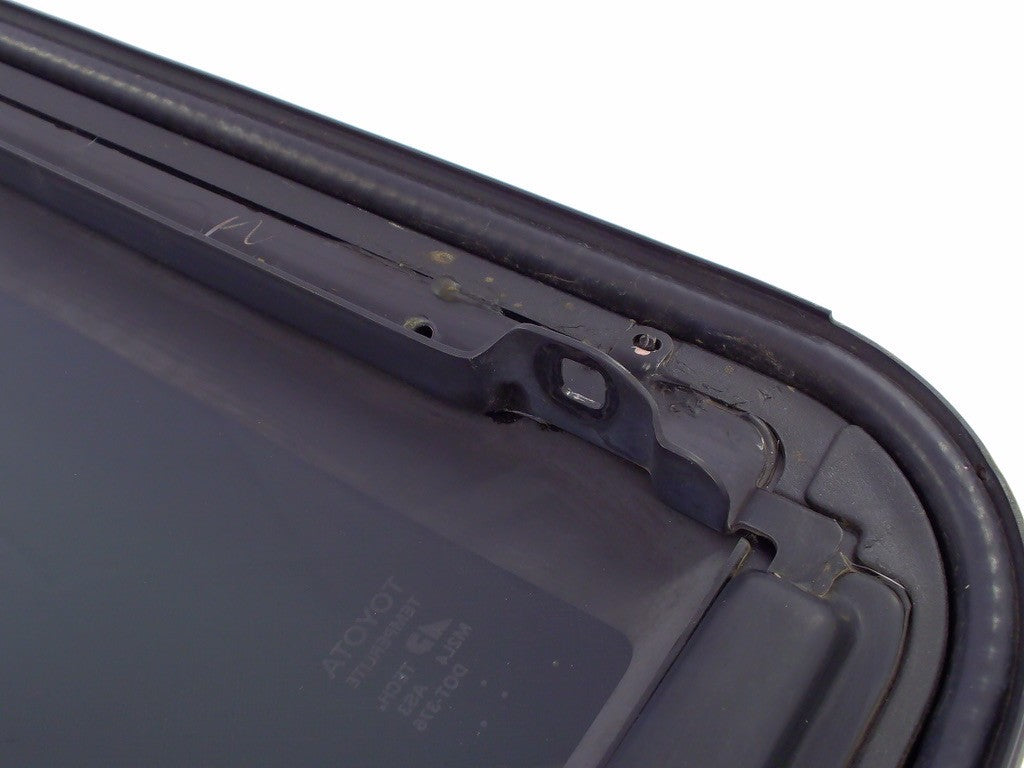 2001-2007 Toyota Sequoia Sunroof Glass Tinted Temperlite OEM 632040C010