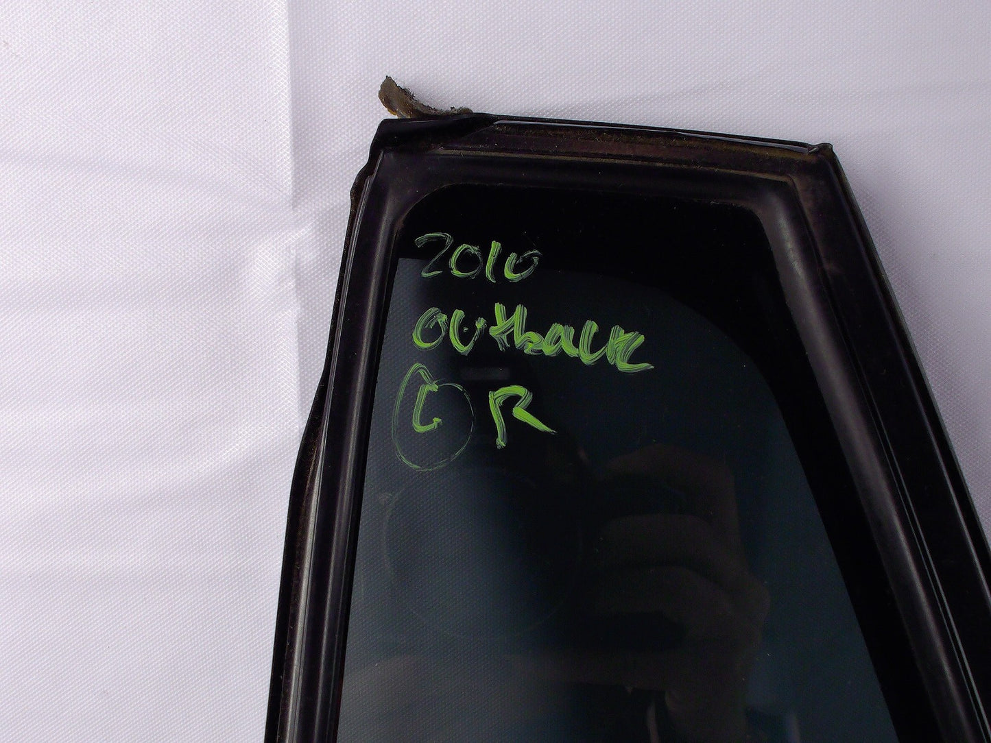 2010-2011 Subaru Outback Rear Left Door Vent Window Partition Glass OEM