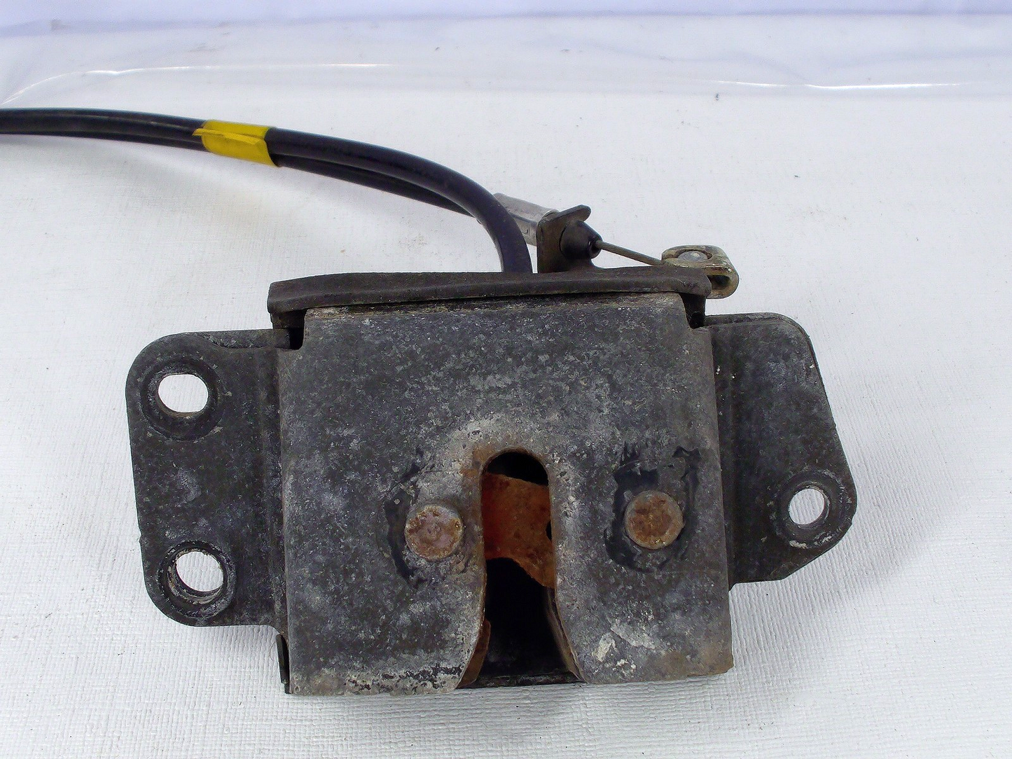 1996-2002 Toyota 4Runner Rear Trunk Tail Gate Hatch Latch Lock Actuator OEM
