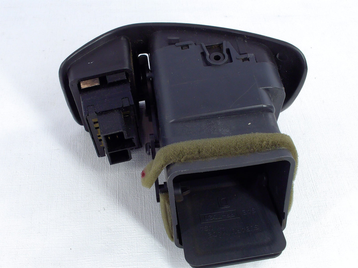1996-1997 Subaru Legacy Outback Mirror Control Defrost Switch AC Vent Left OEM