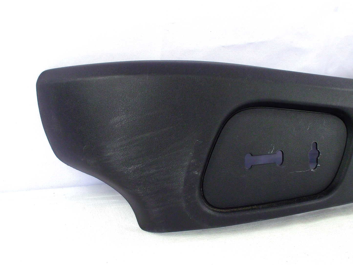 2016-2018 Subaru Forester Left Seat Hinge 64115SG140VH Trim Cover OEM