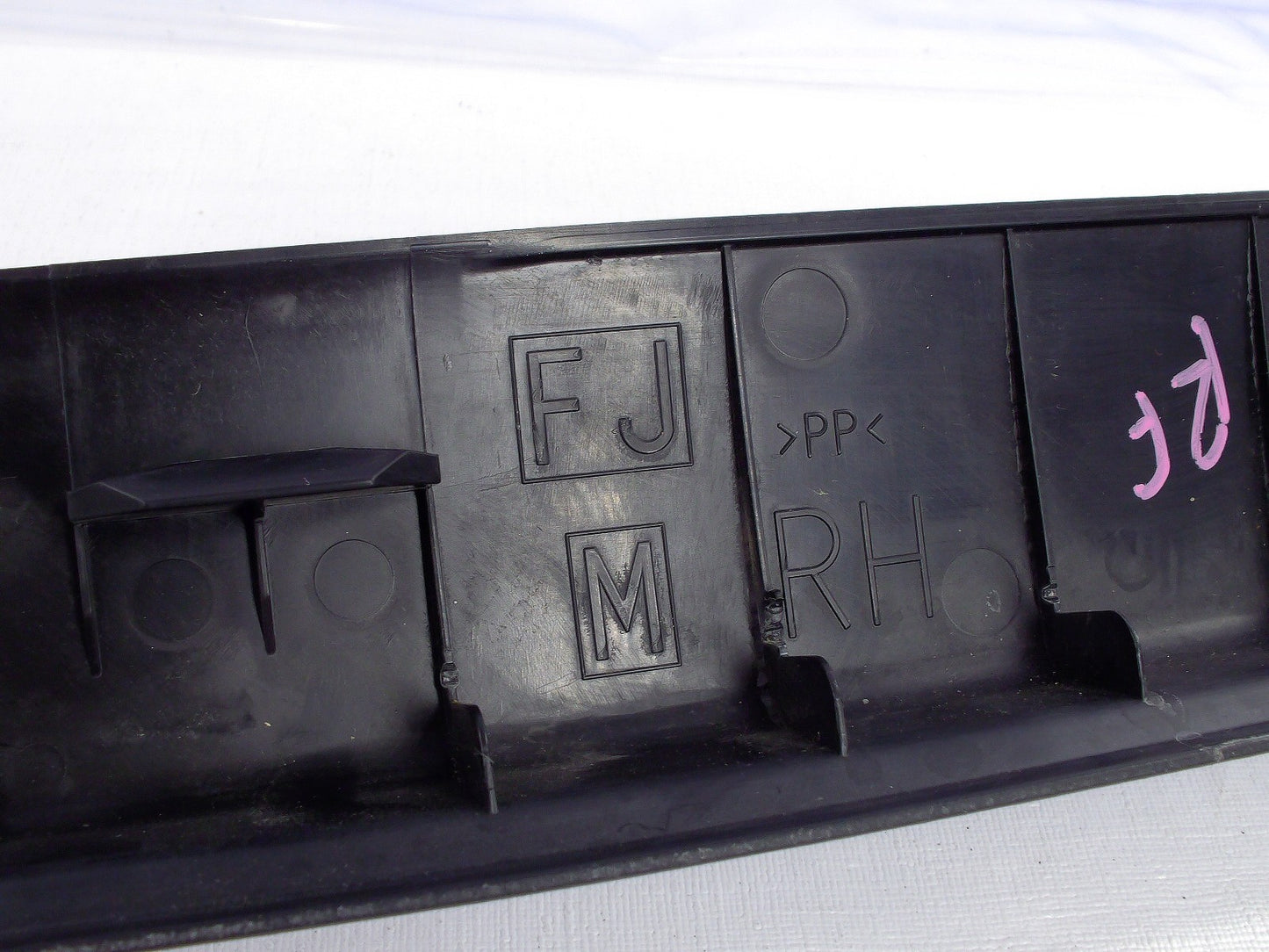 2014-2018 Subaru Forester Front Right Door Sill Plate Black Trim Cover OEM