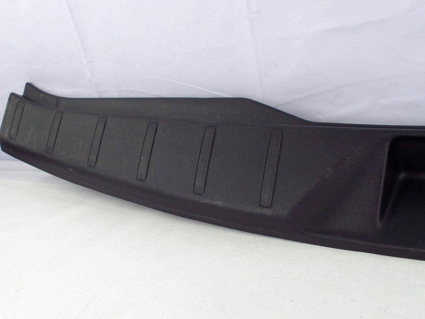 2014-2018 Subaru Forester Rear Hatch Trunk Sill Scuff Plate Latch Trim OEM