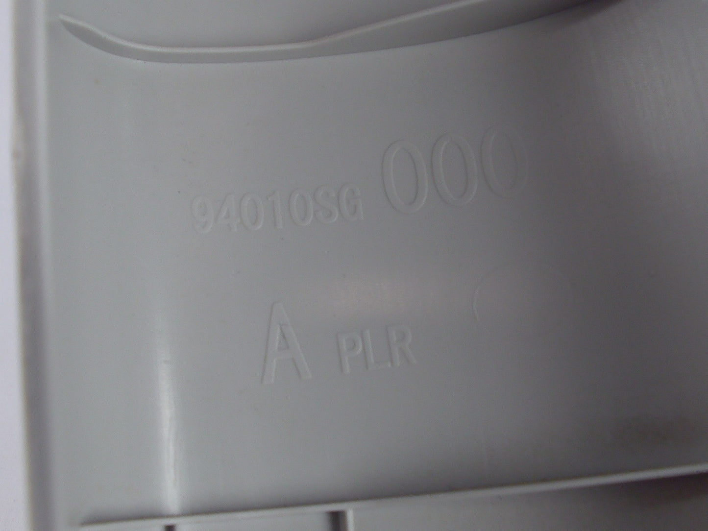 2014-2018 Subaru Forester Right A Pillar Windshield 94010SG000 Trim OEM