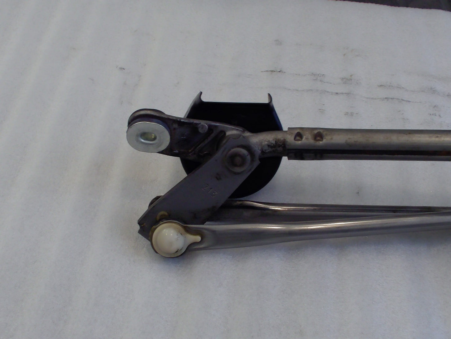 2014-2018 Subaru Forester Wiper Motor and Linkage 86510SG010 Assembly OEM