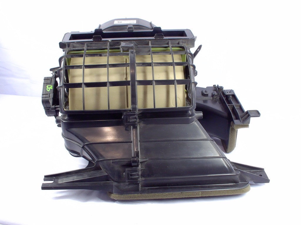 2014-2018 Subaru Forester HVAC Blower Motor Fan Housing Case Assembly OEM
