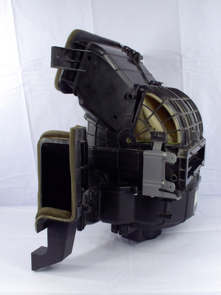 2014-2018 Subaru Forester HVAC Blower Motor Fan Housing Case Assembly OEM
