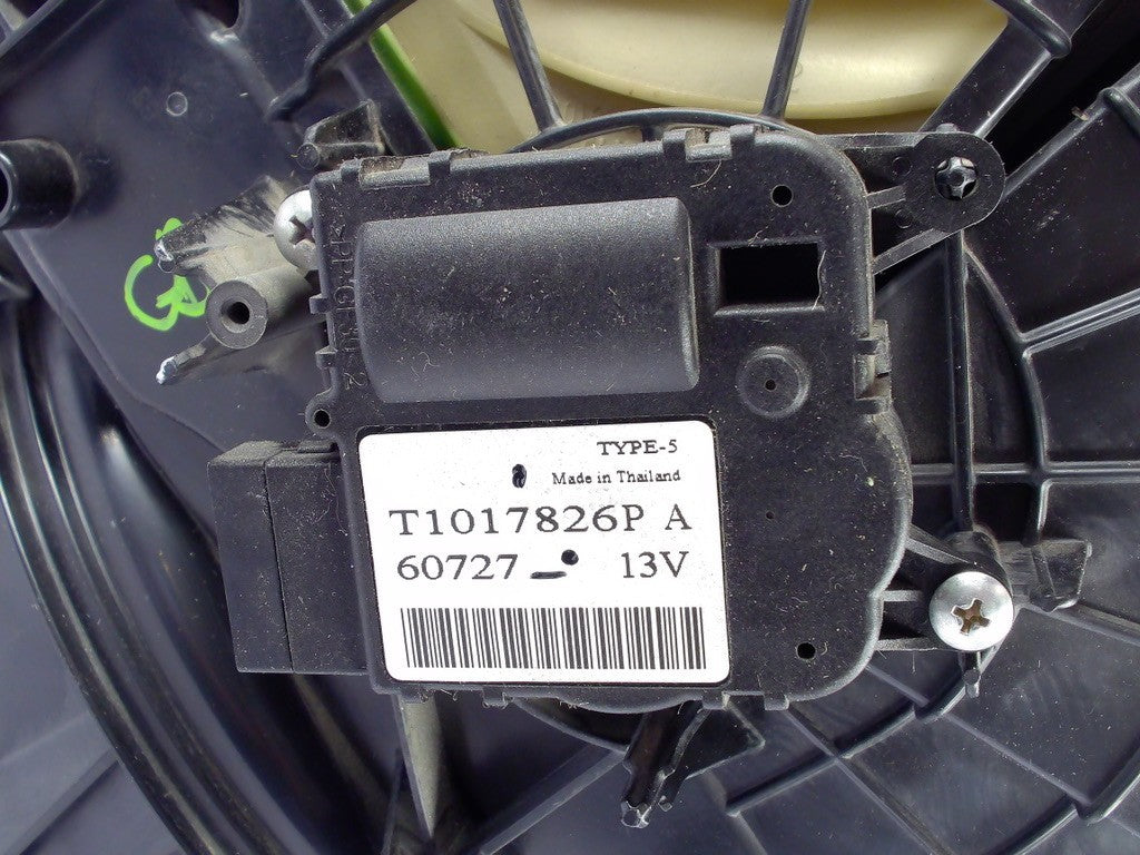 2014-2018 Subaru Forester HVAC Blower Motor Fan Housing Case Assembly OEM