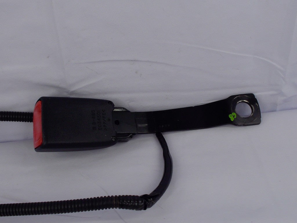 2014-2018 Subaru Forester Front Seat Belt Buckle Right Black OEM