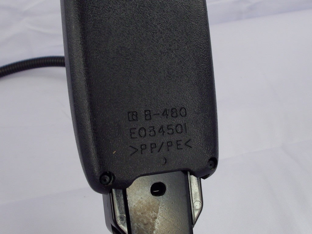 2014-2018 Subaru Forester Front Seat Belt Buckle Right Black OEM