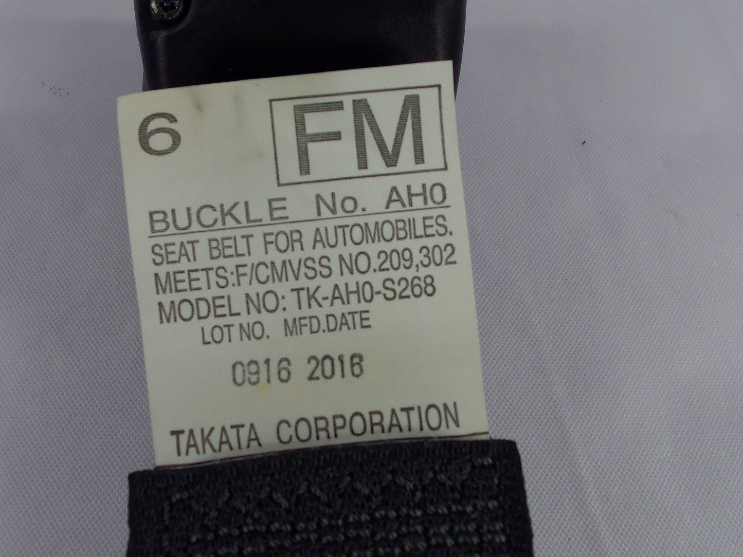 2014-2018 Subaru Forester Rear Right Seat Belt Buckle Receiver Set Black OEM