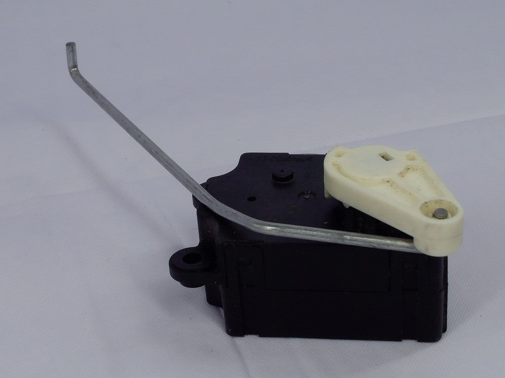 2014-2018 Subaru Forester HVAC Air Adjustment Control Motor Servo Actuator OEM