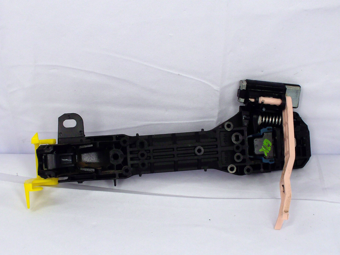 2014-2018 Subaru Forester Right Rear Door Handle Exterior Gray 61K OEM