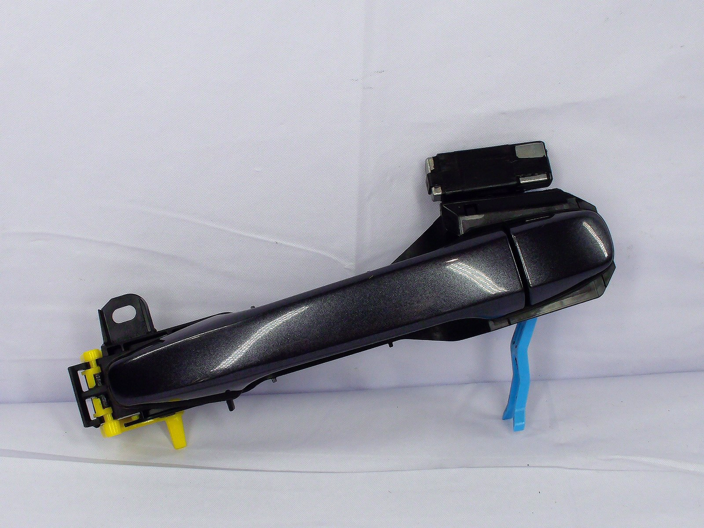 2014-2018 Subaru Forester Left Rear Door Handle Exterior Gray 61K OEM